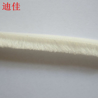 兴国县迪佳建筑装饰材料——专业批发迪佳牌硅化门缝防风密封毛条